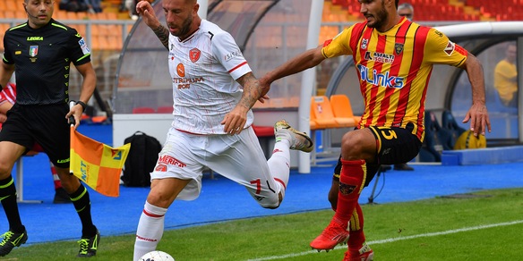 Lecce, sovraccarico ai flessori per Tuia