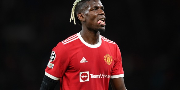 Manchester United, Pogba furioso sui social: "Bugie per fare titoloni"