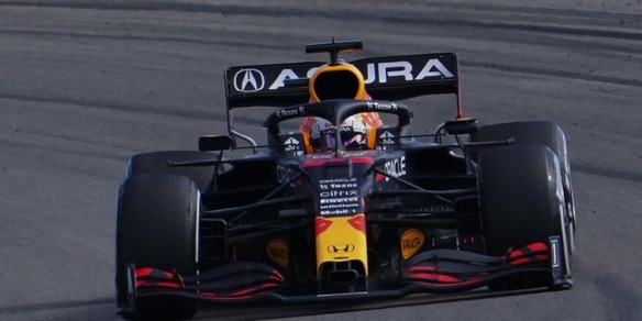 F1, prove libere 2 Gp Messico: Verstappen davanti, Sainz quinto