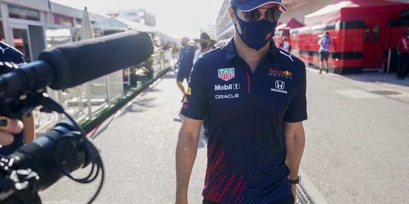 F1, Horner: "Perez si sta mettendo in luce nelle ultime gare"