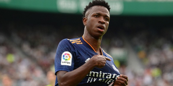 Real Madrid show, una doppietta di Vinicius riporta in vetta Ancelotti