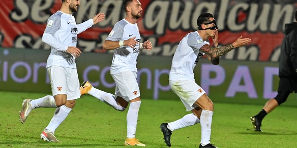 Benevento-Brescia, difesa contro attacco