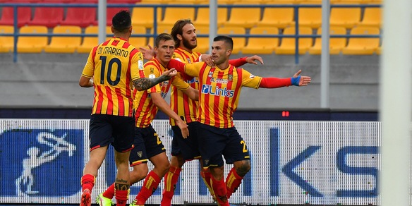 Serie B, show Lecce: 3-1 al Cosenza. Vincono Perugia e Frosinone