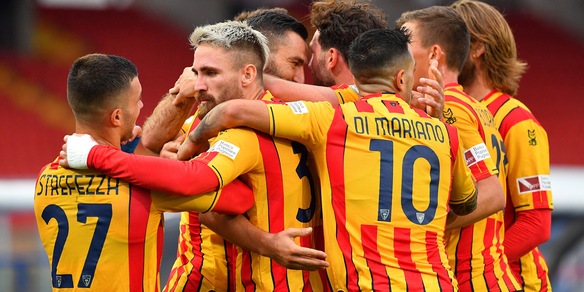 Lecce, 13-0 in amichevole senza Coda e Tuia