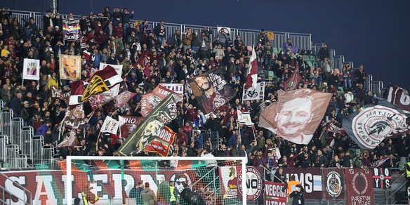 Salernitana, la cessione slitta: "Offerte non valide"
