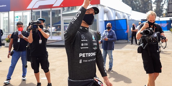 F1, Bottas a sorpresa in pole in Messico: "Uno dei miei migliori giri di sempre"