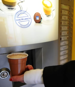 Cassazione: "Infortunio durante la pausa caffè non va risarcito”