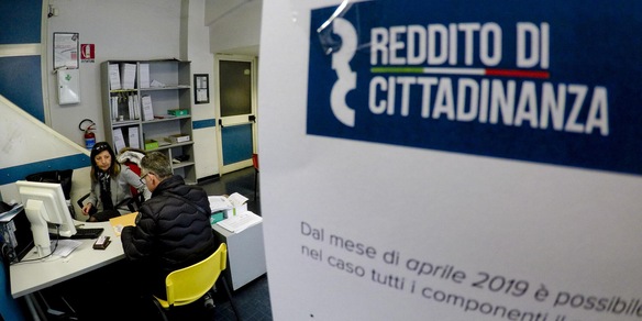 Truffa su reddito di cittadinanza: sgominata una banda di romeni