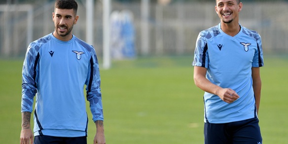 Lazio, Sarri riflette per la Juve: idea Zaccagni prima punta