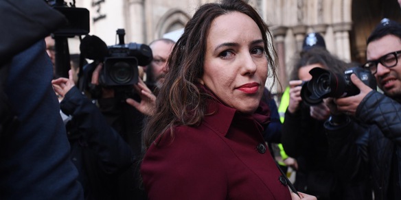 Julian Assange sposerà la compagna Stella Moris in carcere