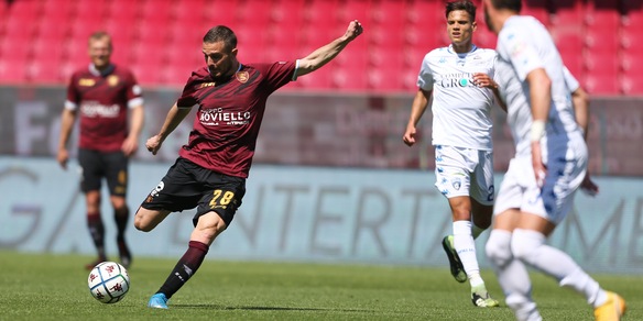 Salernitana, sgambatura con la Primavera: a parte Capezzi