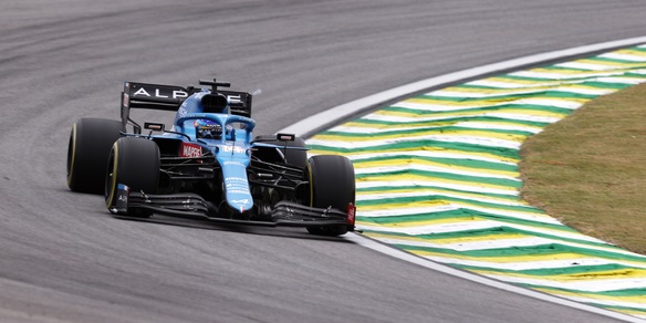 F1, prove libere 2 Gp Brasile: Alonso in testa davanti a Verstappen, Sainz 8°