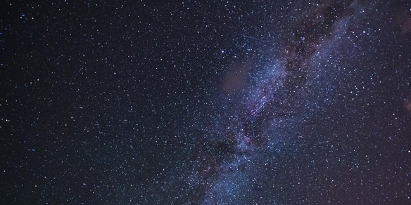 Buco nero nascosto in un ammasso stellare: la storica scoperta