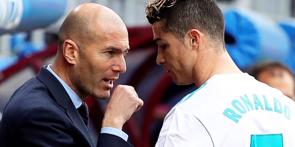"Il Manchester United vuole Zidane: la strategia è usare Ronaldo"