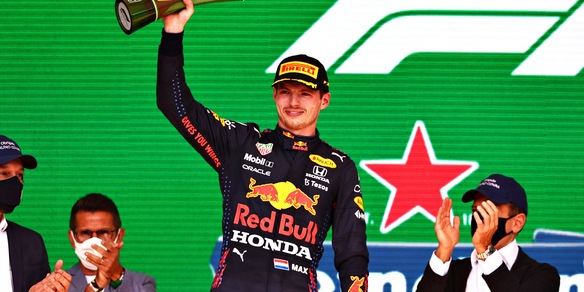 F1, Verstappen: "Sorpreso dalla Mercedes, speravo ne avessimo di più"