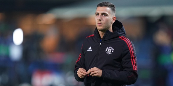 Roma, assalto decisivo a Dalot: l'asse Tiago Pinto-Mourinho