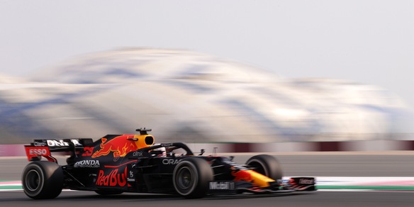 F1, prove libere 1 Gp Qatar: Verstappen in testa, Sainz sesto