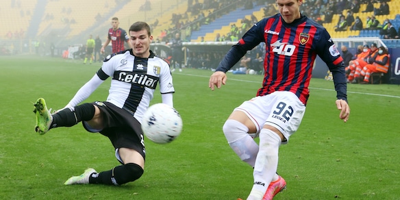 Serie B, il Parma rallenta in casa. Colpo Cremonese a Reggio Calabria