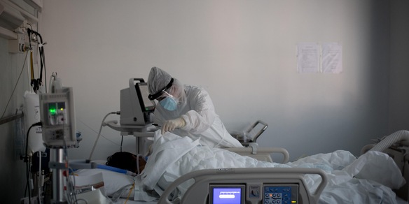 Covid in Italia: è di nuovo allarme terapie intensive