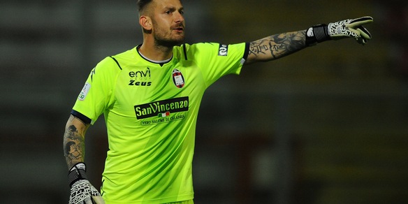 Diretta Crotone-Vicenza alle 18: probabili formazioni e dove vederla in tv