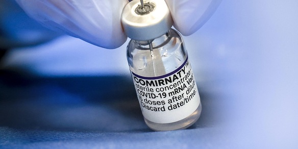 Israele pensa alla quarta dose e apre al vaccino per gli under 5