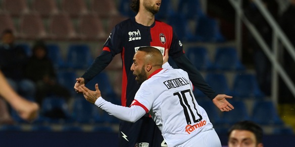 Serie B, Crotone-Vicenza 0-1: decide Giacomelli