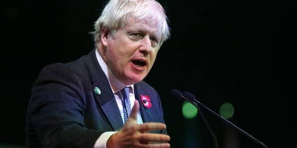 Casi di variante Omicron collegati: Johnson adotta nuove misure per il Regno Unito