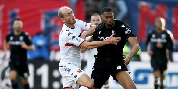 Udinese-Genoa 0-0: Gotti e Shevchenko, nessun gol e un punto