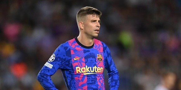 Barcellona, Piqué ai compagni: "Restate a terra, perdete tempo"