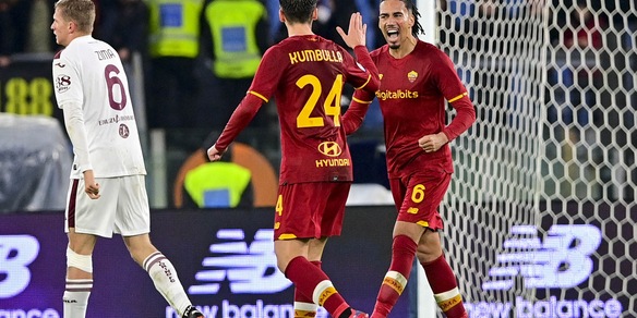 Roma, Smalling è tornato e si vede. Mourinho ha il suo leader della difesa