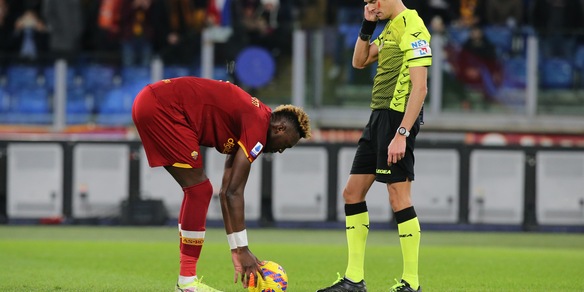 Roma, Abraham nuovo rigorista? Ecco le gerarchie di Mourinho