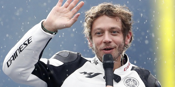 Valentino Rossi: "Hamilton-Verstappen, gara storica. Ma sto con Lewis"