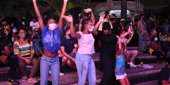 Barbados diventa una Repubblica: addio alla corona britannica