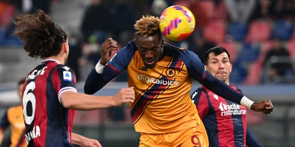 Bologna-Roma 1-0: Svanberg beffa Mourinho, Abraham e Karsdorp saltano l'Inter
