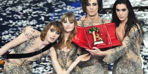 Maneskin: ospiti della finale di X Factor insieme ai Coldplay