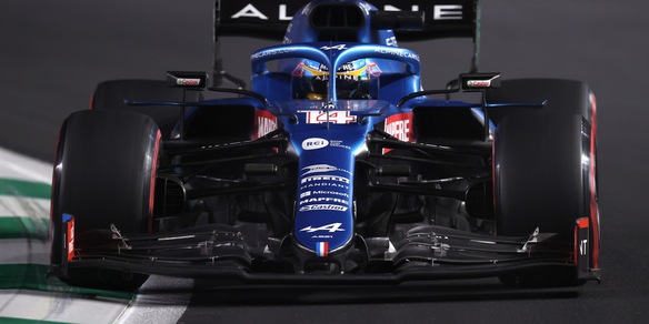 F1, Alpine con livrea speciale in Arabia Saudita per le 100 gare con Castrol