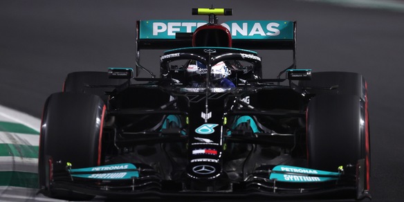 F1, Bottas: "Hamilton in lotta per il mondiale, farò il meglio per aiutarlo"