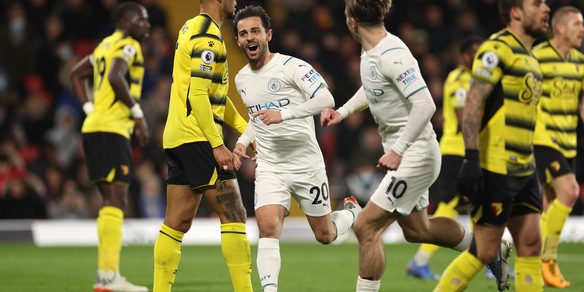 Chelsea beffato dal West Ham. Il City batte Ranieri e va primo