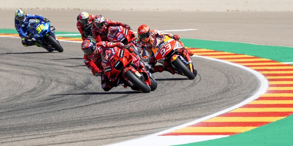 MotoGp, FIM Gala 2021: premiati i campioni nella serata di Monaco