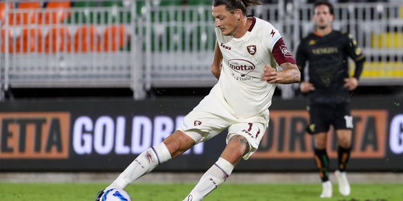 Salernitana, Djuric in quarantena: contatto con un positivo al Covid