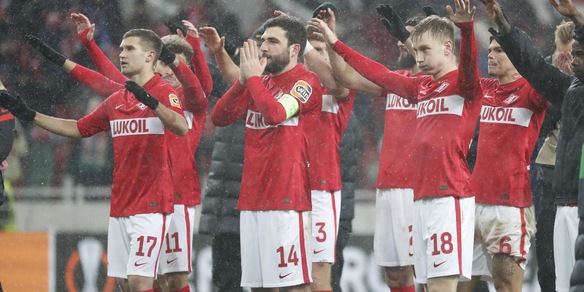 Spartak agli ottavi, Napoli al playoff: il Legia sbaglia il rigore del pari al 98'!