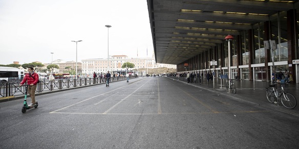Roma: 30enne morto di freddo in strada, corpo ritrovato a Termini