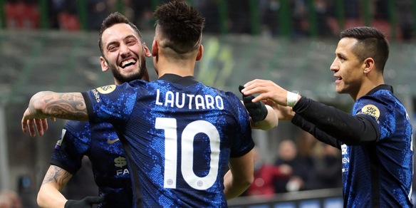 Inter-Cagliari 4-0: doppietta di Lautaro, Inzaghi è primo