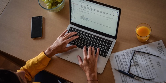 Il bug Log4J minaccia Internet: "Si rischia l'apocalisse informatica"