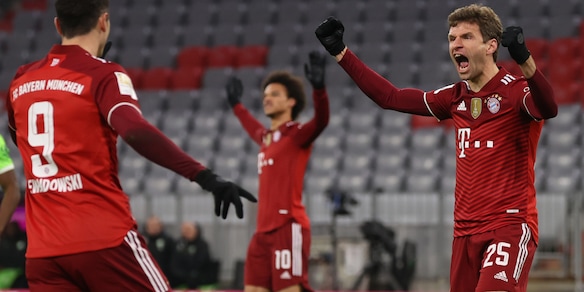 Bundesliga, poker Bayern al Wolfsburg: +9 sul Dortmund