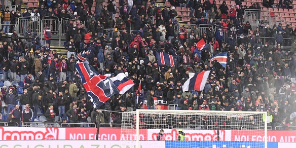 Il Cagliari chiede scusa ai tifosi dopo lo 0-4 con l'Udinese