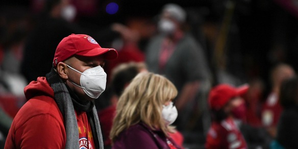 Covid, dal Governo: obbligo mascherina Ffp2 ad eventi sportivi