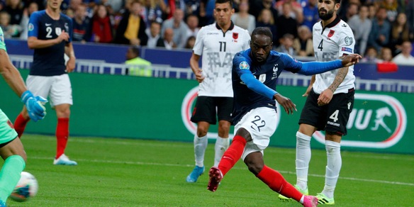 Ikoné prepara gli assist per Vlahovic: l’obiettivo è l’Europa