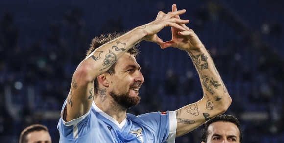 Acerbi: "La Premier mi affascina, ma il mio 2022 sarà alla Lazio"