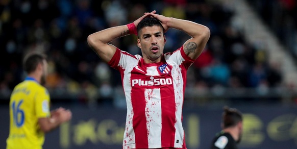 Suarez, lo sfogo contro Simeone dopo il cambio: "Pezzo di m..."